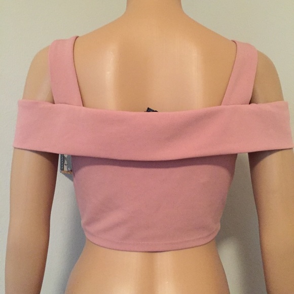 Symphony Cold Shoulder crop Top - Picture 5 of 10